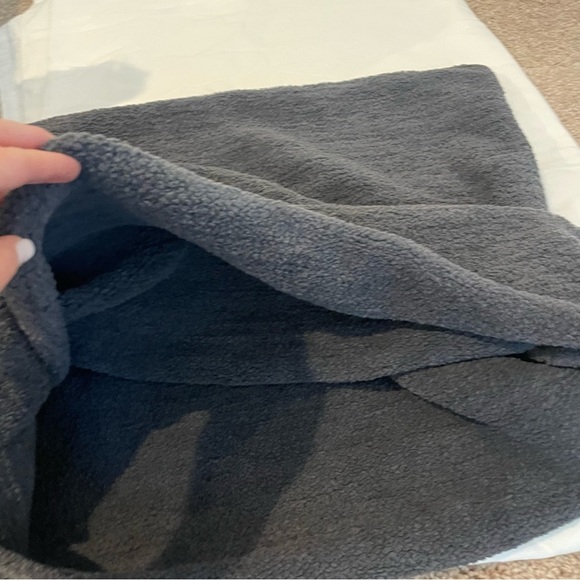 Sunday Citizen fuzzy Set (2) Grey square pillow shams covers - Picture 7 of 9